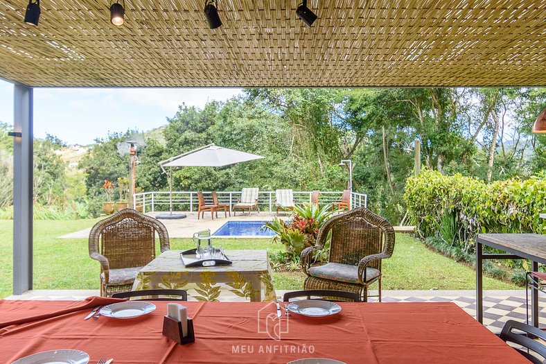 Ranch with pool & wood-fired sauna in Teresópolis