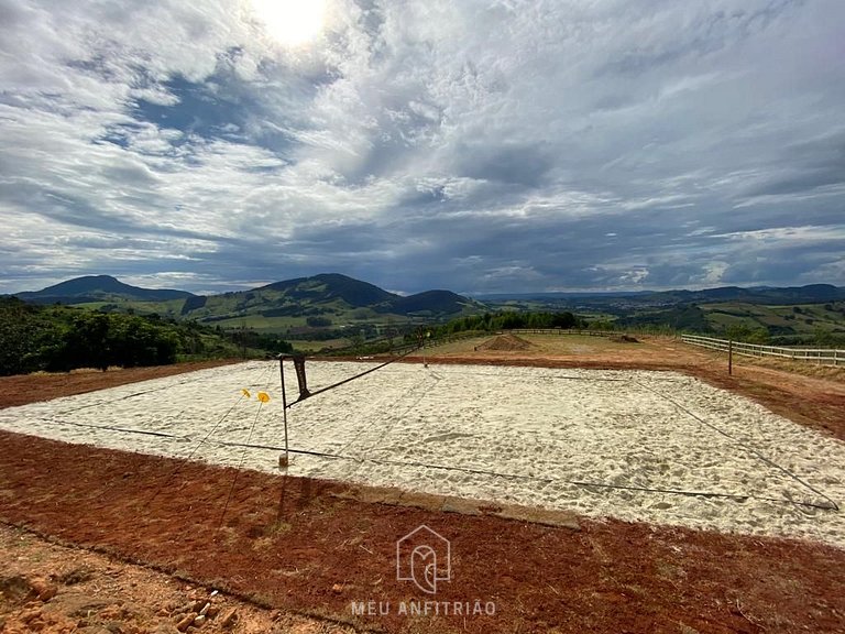 Sítio com área gourmet e piscina no sul de Minas