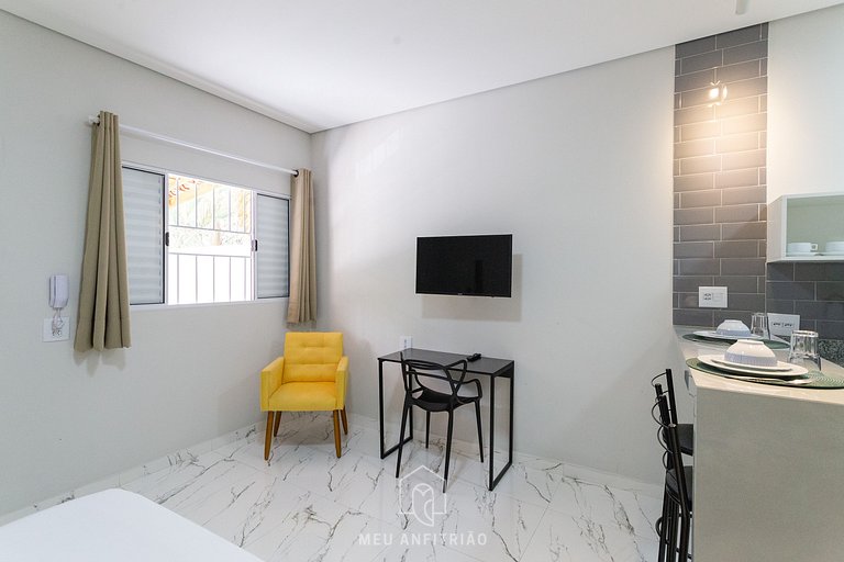 Spacious studio with TV near São Paulo Expo