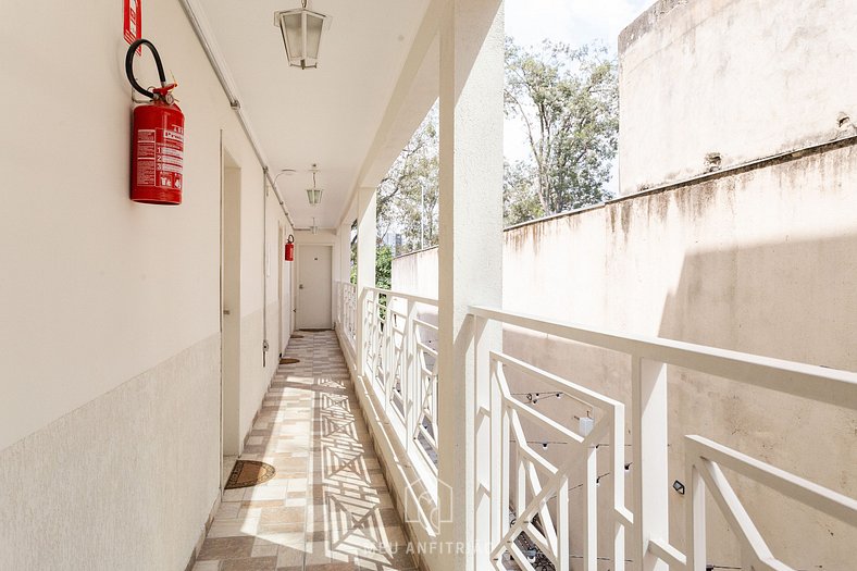 Spacious suite with garage near São Paulo Expo