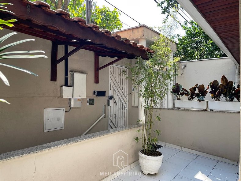 Spacious suite with garage near São Paulo Expo