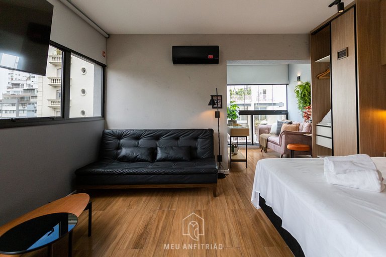 Studio amplo com sofá-cama perto da Av. Paulista