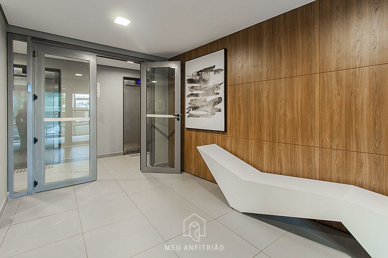 Studio moderno com varanda na Vila Madalena