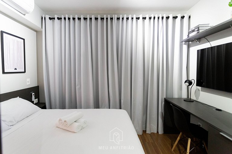 Studio w/ air conditioning and TV in Vila Madalena