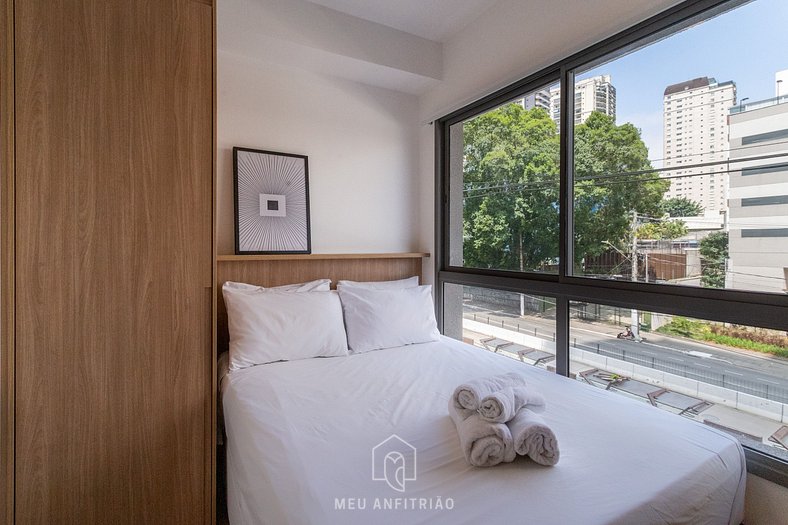 Studio with sofa bed and TV near Ibirapuera