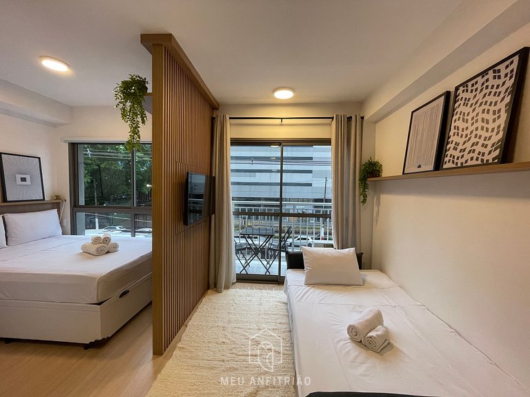 Studio with sofa bed and TV near Ibirapuera