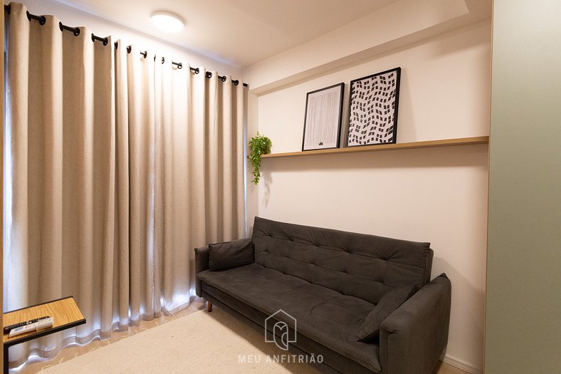 Studio with sofa bed and TV near Ibirapuera