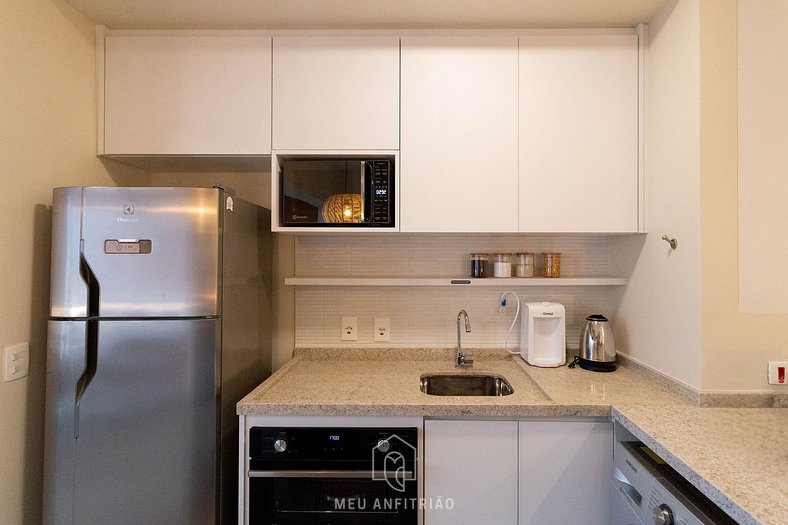 Studio with washer and dryer near Congonhas